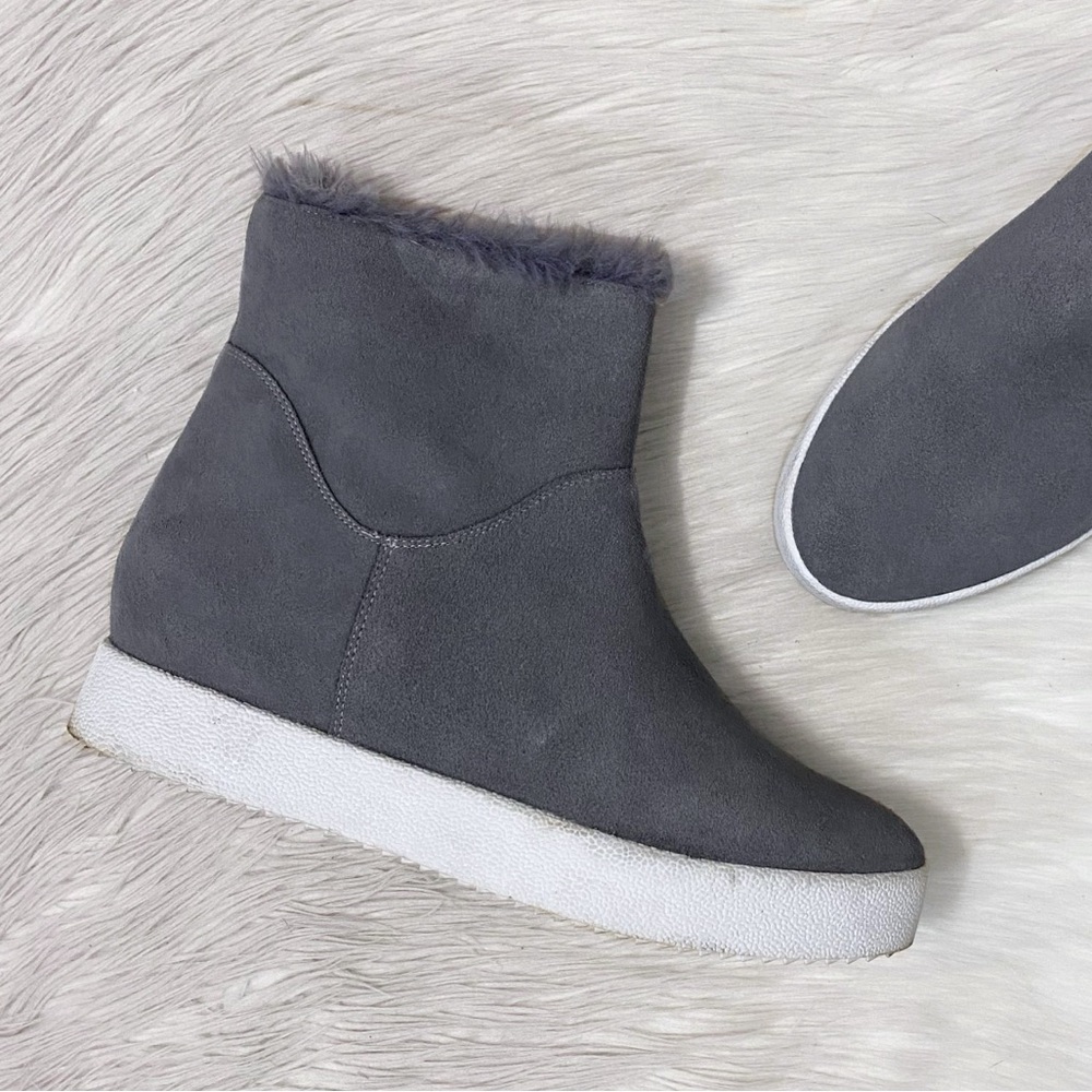 Blondo Gray Suede Faux Fur Lined Haven Waterproof Tall Sneakers Boots